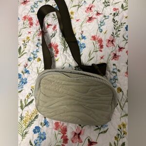 Lululemon Athletica Sage Quilted Crossbody Bag